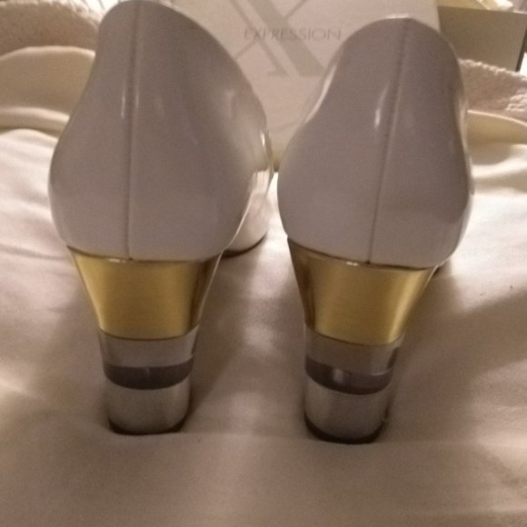 White high heels by Expression - Picture 8 of 11